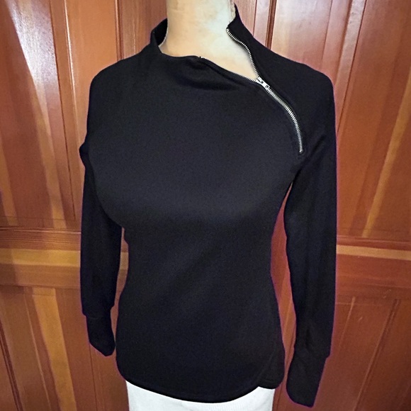 ZigZag Zipper Mock Neck Tee. - Picture 2 of 12